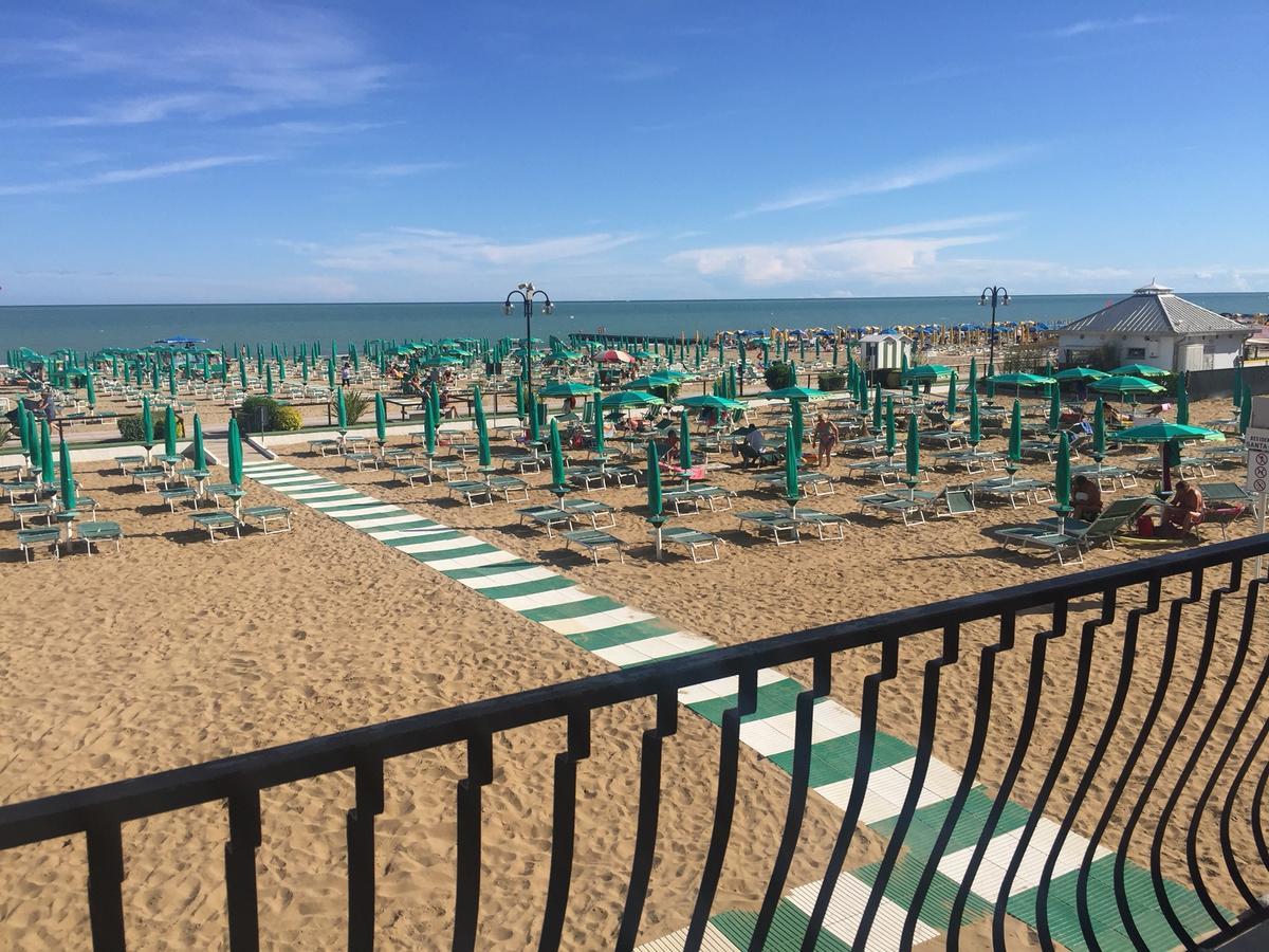 Residence El Palmar Da Colla Lido di Jesolo Luaran gambar